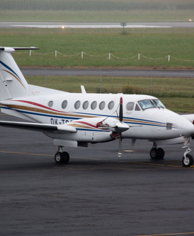 A royal plane may take passengers through the desert